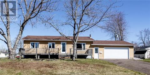 37 Kerry Crt, House detached with 3 bedrooms, 2 bathrooms and null parking in Riverview NB | Card Image