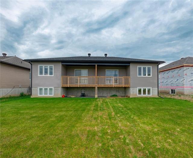 230 East Ridge Drive, Home with 3 bedrooms, 2 bathrooms and 3 parking in Cornwall ON | Image 25