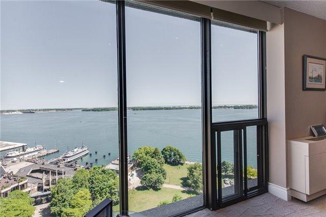 1827 - 33 Harbour Square, Condo with 2 bedrooms, 3 bathrooms and 1 parking in Toronto ON | Image 18