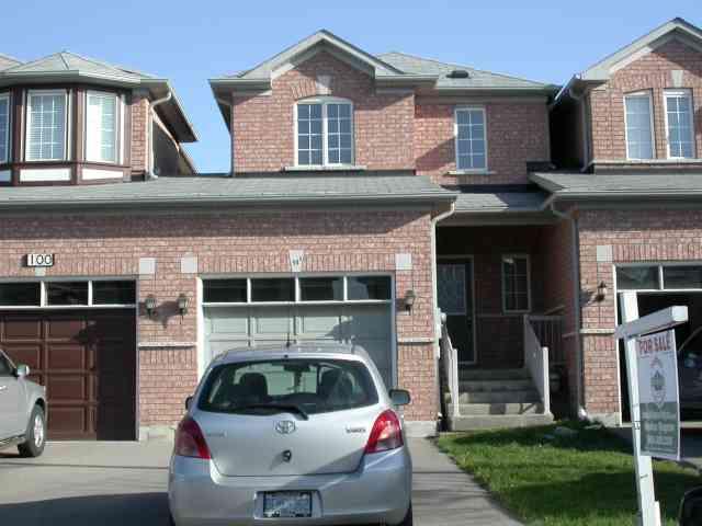 98 Novella Rd, House attached with 3 bedrooms, 4 bathrooms and 4 parking in Vaughan ON | Image 1