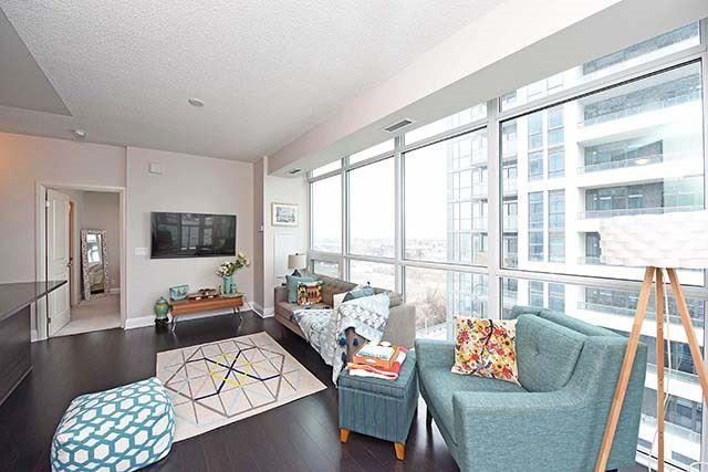 820 - 1185 The Queensway Ave, Condo with 2 bedrooms, 2 bathrooms and 1 parking in Toronto ON | Image 5