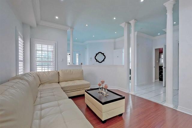 208 Featherstone Ave, House detached with 5 bedrooms, 5 bathrooms and 5 parking in Markham ON | Image 34
