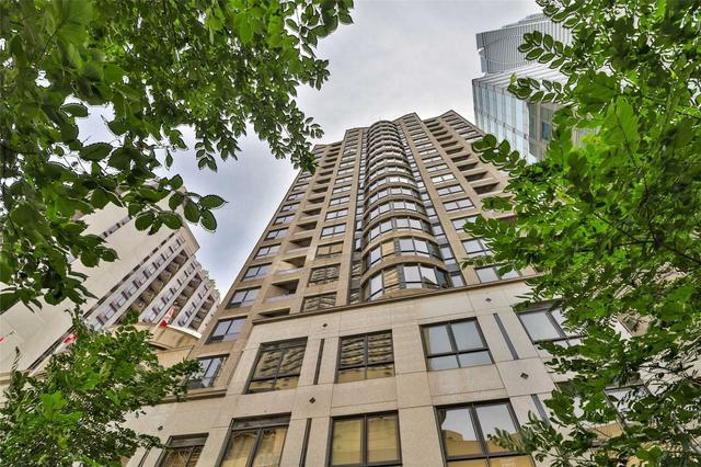 1208 - 55 Bloor St E, Condo with 2 bedrooms, 2 bathrooms and 0 parking in Toronto ON | Image 12