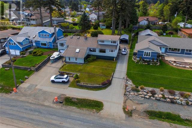 2890 Island Hwy S, House detached with 3 bedrooms, 3 bathrooms and 1 parking in Campbell River BC | Image 1