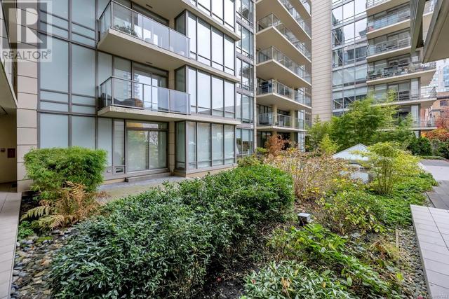 708 - 707 Courtney St, Condo with 2 bedrooms, 3 bathrooms and 2 parking in Victoria BC | Image 29