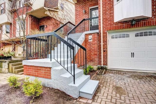 16 Normandy Pl, House semidetached with 3 bedrooms, 3 bathrooms and 2 parking in Oakville ON | Image 23
