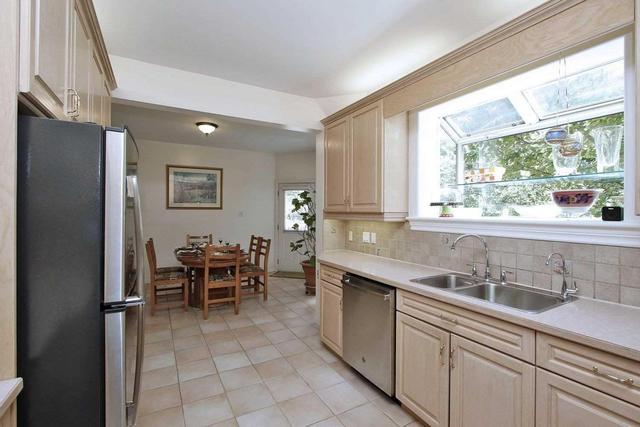 97 Riverside Dr, House detached with 4 bedrooms, 4 bathrooms and 6 parking in Toronto ON | Image 7