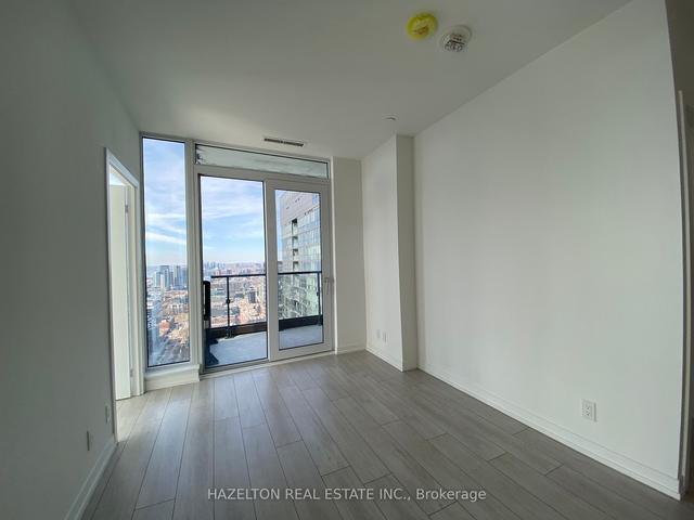 4502 - 55 Mercer St, Condo with 3 bedrooms, 2 bathrooms and 1 parking in Toronto ON | Image 9