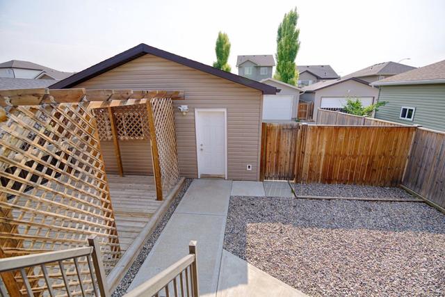 505 Mary Cameron Crescent N, House detached with 3 bedrooms, 2 bathrooms and 4 parking in Lethbridge AB | Image 32