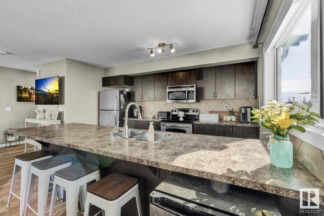 13 - 11 Clover Bar Ln, House attached with 3 bedrooms, 2 bathrooms and 2 parking in Edmonton AB | Image 3