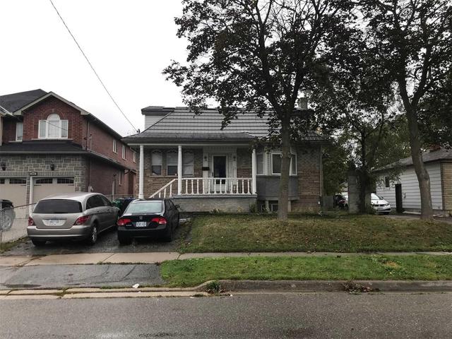 36 Sledman St, House detached with 5 bedrooms, 4 bathrooms and 2 parking in Mississauga ON | Image 1