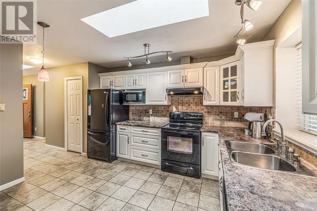 914 Lee Rd, House detached with 2 bedrooms, 2 bathrooms and 4 parking in Nanaimo G BC | Image 19