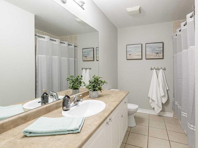 339 Bussel Cres, House attached with 3 bedrooms, 4 bathrooms and 2 parking in Milton ON | Image 17