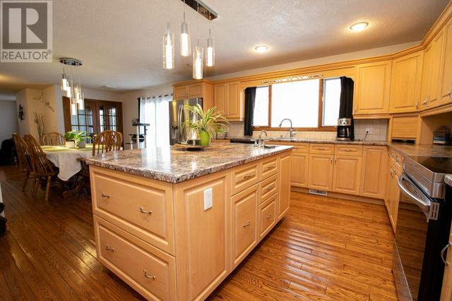 1110 Old Goulais Bay Rd, House detached with 7 bedrooms, 4 bathrooms and null parking in Sault Ste. Marie ON | Image 10
