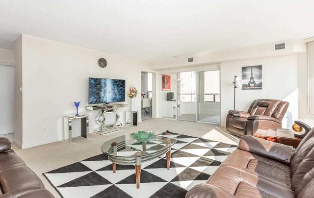 1704 - 135 Hillcrest Ave, Condo with 2 bedrooms, 2 bathrooms and 1 parking in Mississauga ON | Image 35
