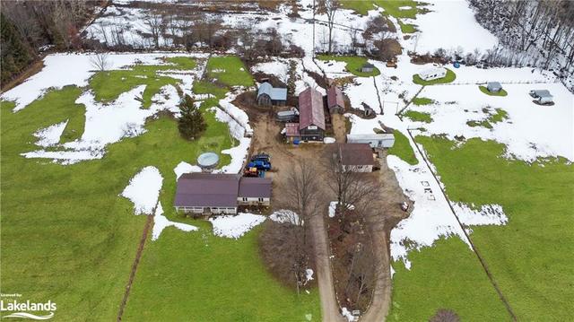 316743 Highway 6, House detached with 3 bedrooms, 1 bathrooms and null parking in Chatsworth ON | Image 28