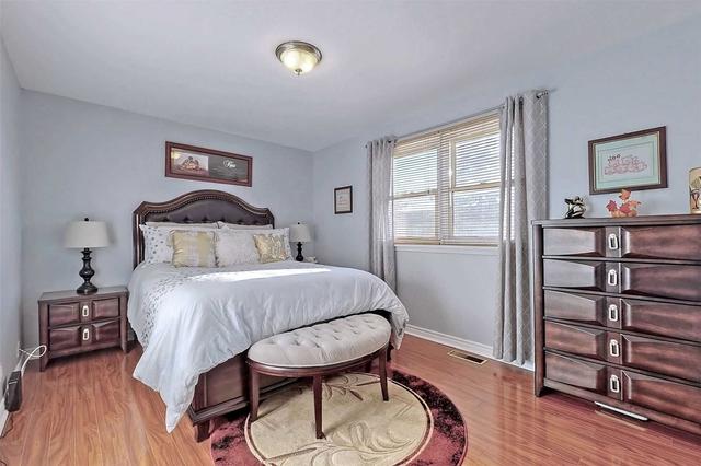 52 Eden Park Dr, Townhouse with 3 bedrooms, 2 bathrooms and 2 parking in Brampton ON | Image 8