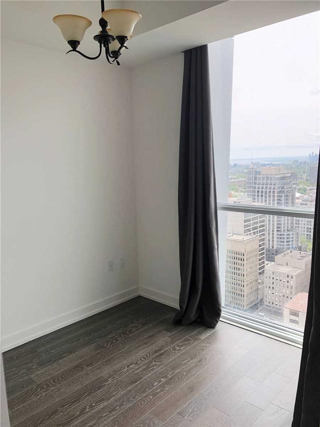 3305 - 1 Yorkville Ave, Condo with 3 bedrooms, 2 bathrooms and 0 parking in Toronto ON | Image 13