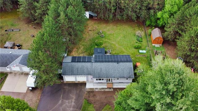 70 Sylvan Drive, House detached with 3 bedrooms, 2 bathrooms and 3 parking in Petawawa ON | Image 3