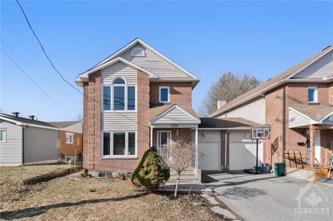 2034 Frank Bender Street, Home with 3 bedrooms, 3 bathrooms and 5 parking in Ottawa ON | Card Image