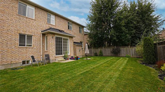 1238 Winter Cres, House detached with 4 bedrooms, 4 bathrooms and 4 parking in Milton ON | Image 28