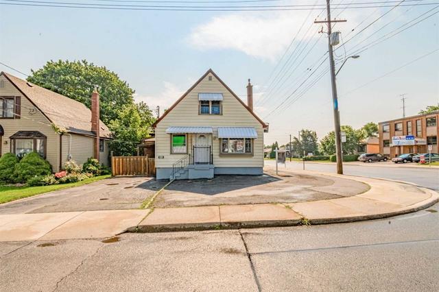 253 East 31st St, House detached with 3 bedrooms, 2 bathrooms and 8 parking in Hamilton ON | Image 36