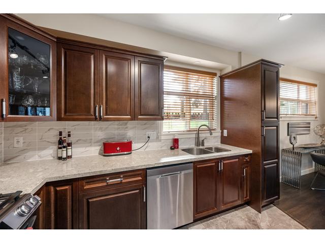 106 - 3535 146a Street, Condo with 2 bedrooms, 2 bathrooms and 2 parking in Surrey BC | Image 14