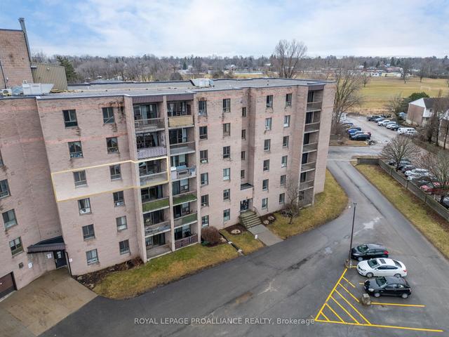 408 - 17 Eldon Hall Pl, Condo with 2 bedrooms, 1 bathrooms and 1 parking in Kingston ON | Image 26