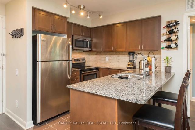 812 - 525 Wilson Ave, Condo with 2 bedrooms, 2 bathrooms and 1 parking in Toronto ON | Image 30