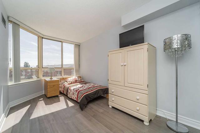 311 - 3605 Kariya Dr, Condo with 2 bedrooms, 2 bathrooms and 1 parking in Mississauga ON | Image 11