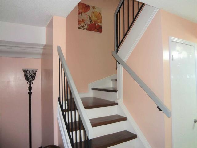 54 - 460 Bristol Rd W, Townhouse with 3 bedrooms, 2 bathrooms and 2 parking in Mississauga ON | Image 24