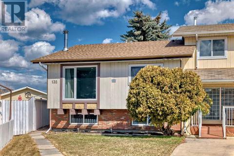 132 Abalone Place Ne, House semidetached with 4 bedrooms, 2 bathrooms and 2 parking in Calgary AB | Card Image