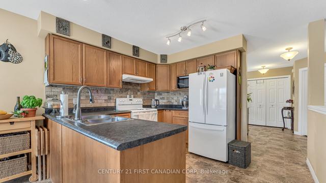 917 Garibaldi Ave, House detached with 3 bedrooms, 4 bathrooms and 6 parking in London ON | Image 16
