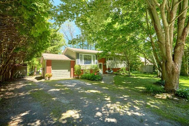 7 Barbara Ave, House detached with 3 bedrooms, 2 bathrooms and 6 parking in Oro Medonte ON | Image 1