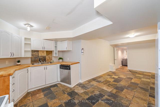 41 Castlehill Rd, House detached with 4 bedrooms, 4 bathrooms and 4 parking in Brampton ON | Image 26