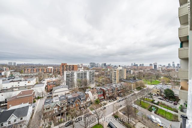 1506 - 40 Homewood Ave, Condo with 1 bedrooms, 1 bathrooms and 1 parking in Toronto ON | Image 17