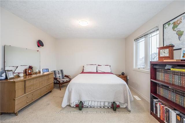 86 Lambeth Way, Townhouse with 3 bedrooms, 3 bathrooms and 2 parking in Guelph ON | Image 13