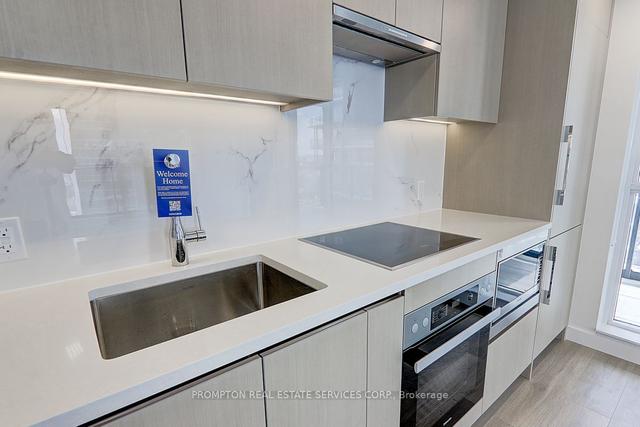 2111 - 38 Widmer St, Condo with 3 bedrooms, 2 bathrooms and 0 parking in Toronto ON | Image 11