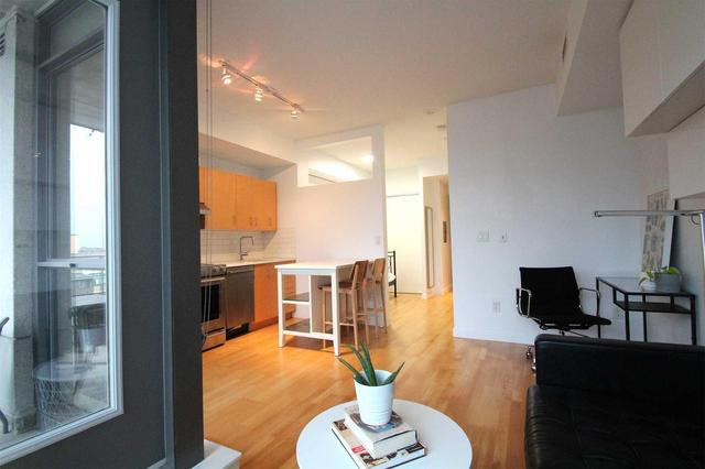 1007 - 281 Mutual St, Condo with 1 bedrooms, 1 bathrooms and null parking in Toronto ON | Image 15