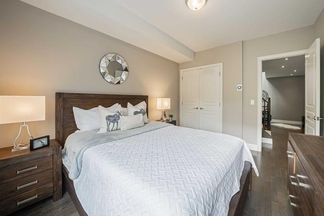th10 - 21 Burkebrook Pl, Townhouse with 3 bedrooms, 3 bathrooms and 2 parking in Toronto ON | Image 21