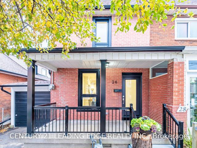 26 Gilbert Ave, House semidetached with 3 bedrooms, 3 bathrooms and 2 parking in Toronto ON | Image 23