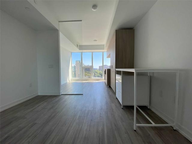 1709 - 77 Shuter St, Condo with 1 bedrooms, 1 bathrooms and 0 parking in Toronto ON | Image 2
