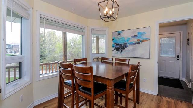 25 Lisbon Crt, House detached with 3 bedrooms, 3 bathrooms and 8 parking in Wasaga Beach ON | Image 2