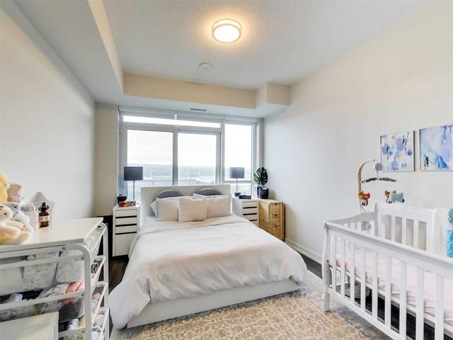 1601 - 2081 Fairview St, Condo with 2 bedrooms, 0 bathrooms and 2 parking in Burlington ON | Image 2