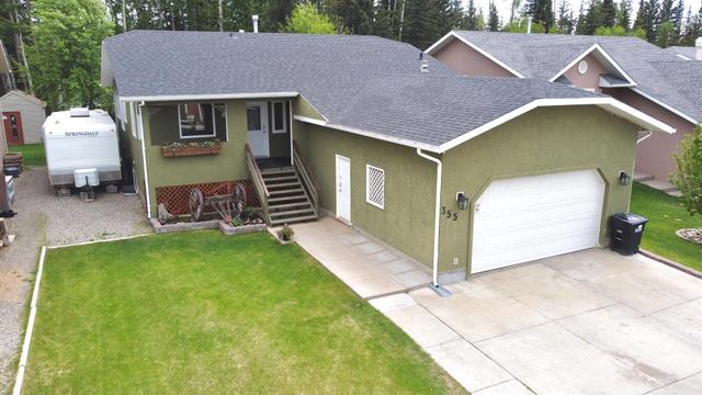 355 Tocher Avenue, House detached with 4 bedrooms, 3 bathrooms and 5 parking in Hinton AB | Image 1