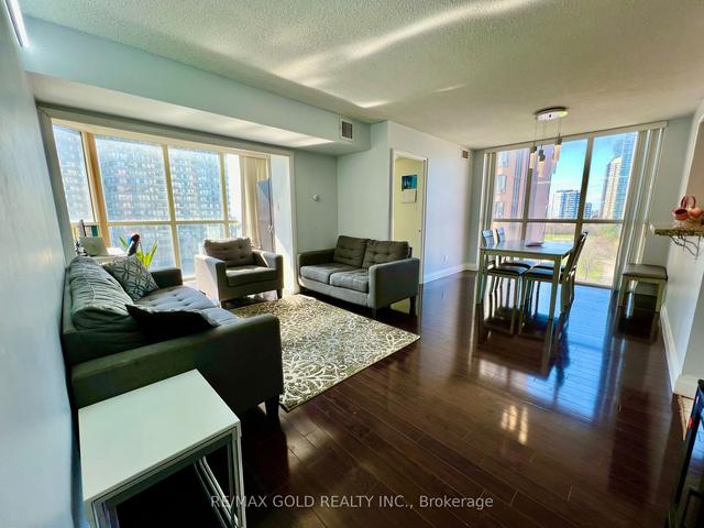 903 - 265 Enfield Pl, Condo with 2 bedrooms, 2 bathrooms and 1 parking in Mississauga ON | Image 2