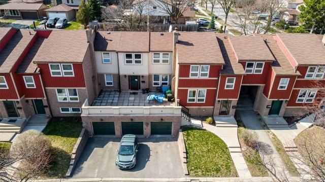 9 - 7080 Copenhagen Rd, Townhouse with 3 bedrooms, 3 bathrooms and 2 parking in Mississauga ON | Image 1