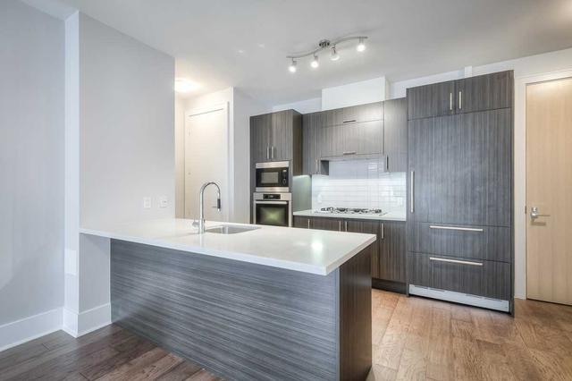 617 - 29 Queens Quay St E, Condo with 2 bedrooms, 2 bathrooms and 1 parking in Toronto ON | Image 29
