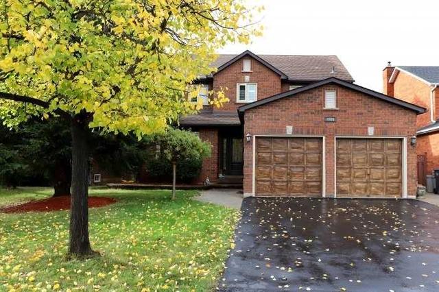 4446 Glen Erin Dr, House detached with 3 bedrooms, 3 bathrooms and 4 parking in Mississauga ON | Image 1