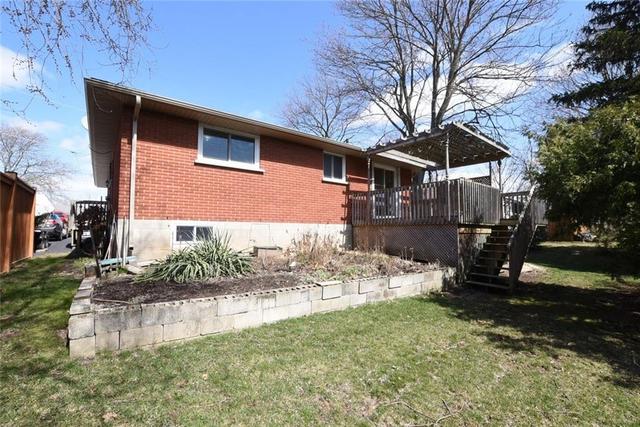 215 Mackenzie Crescent, House detached with 5 bedrooms, 2 bathrooms and 6 parking in Haldimand County ON | Image 28